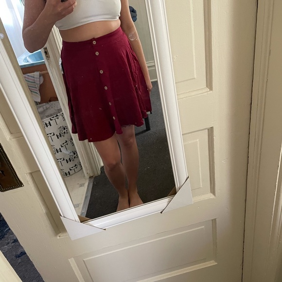 Women’s M Maroon Skirt - Picture 5 of 5